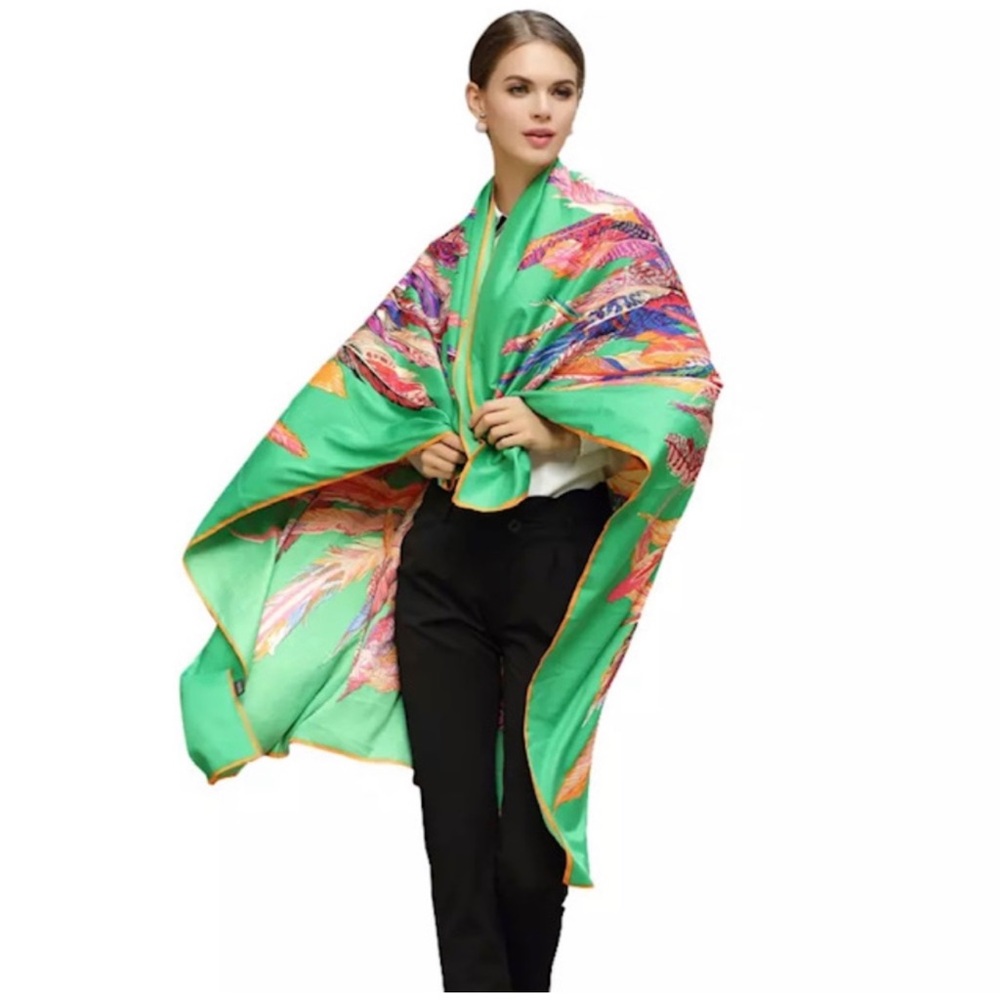 NWT 100% PURE SILK PRINT SQUARE SCARF BIG STOLEN SHAWL - Picture 4 of 12